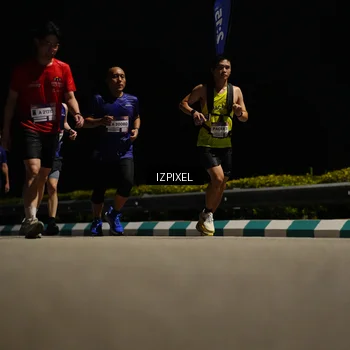 Runner Photo 7318123