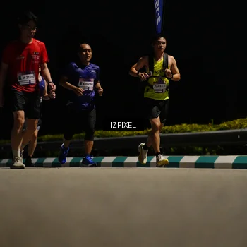 Runner Photo 7318131
