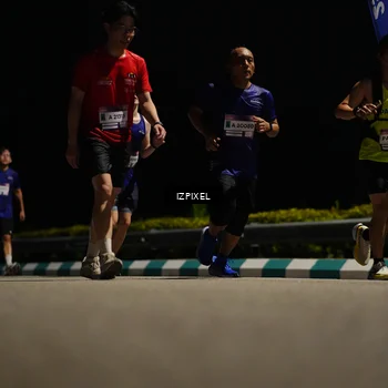 Runner Photo 7318151