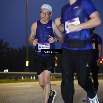 Runner Photo 7318153