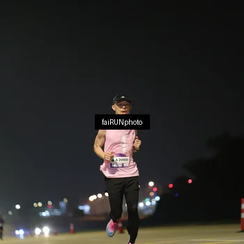 Runner Photo 7318185