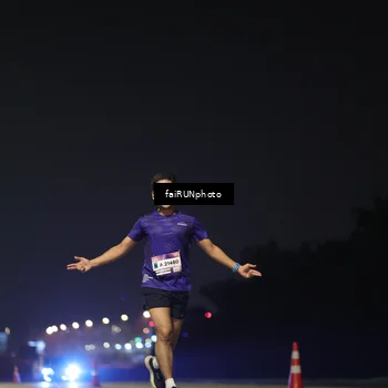 Runner Photo 7318206