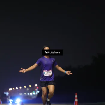 Runner Photo 7318213