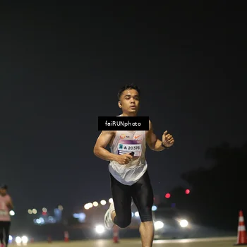Runner Photo 7318217