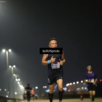 Runner Photo 7318237
