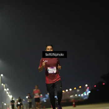 Runner Photo 7318276