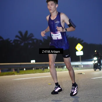 Runner Photo 7318278