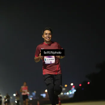 Runner Photo 7318286