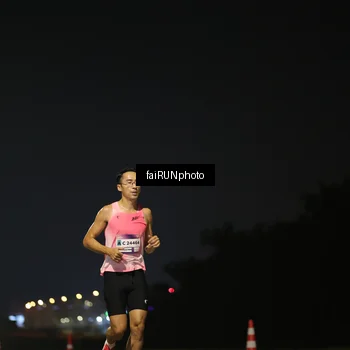 Runner Photo 7318313