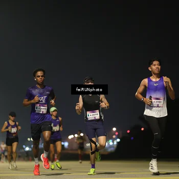Runner Photo 7318340