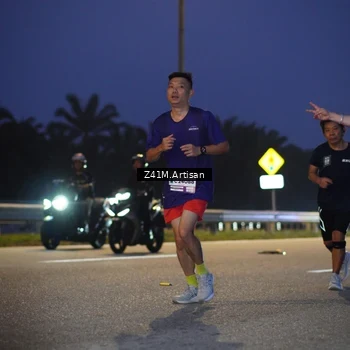 Runner Photo 7318347
