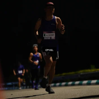 Runner Photo 7318369