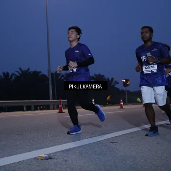 Runner Photo 7318370