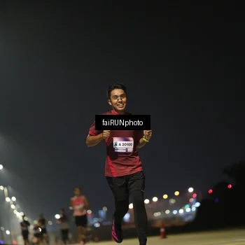Runner Photo 7318374