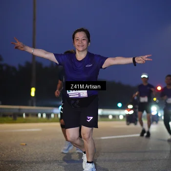 Runner Photo 7318375