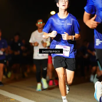 Runner Photo 7318376