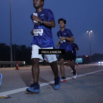 Runner Photo 7318396