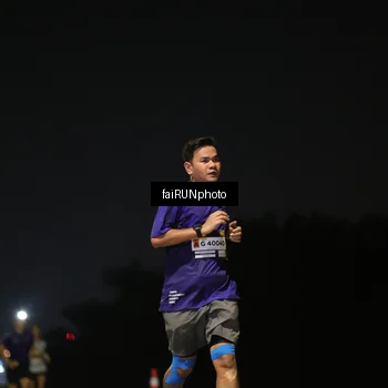 Runner Photo 7318412