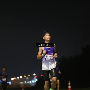 Runner Photo 7318418
