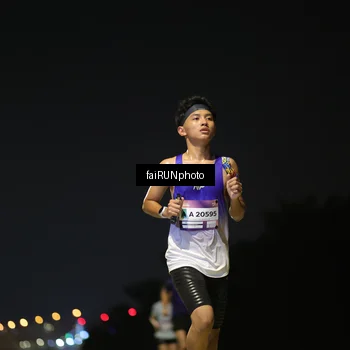 Runner Photo 7318424