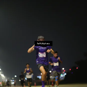 Runner Photo 7318447