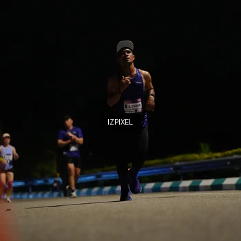 Runner Photo 7318452
