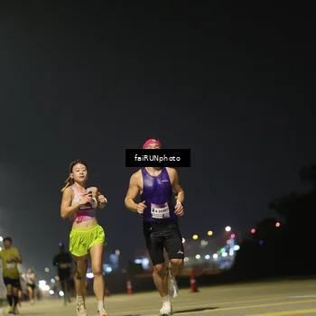 Runner Photo 7318476