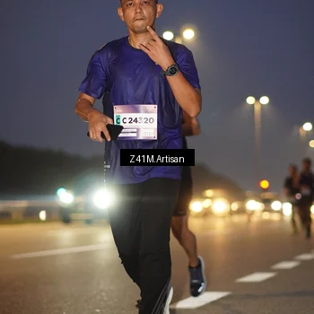 Runner Photo 7318516