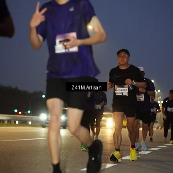 Runner Photo 7318532