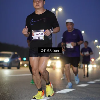 Runner Photo 7318538