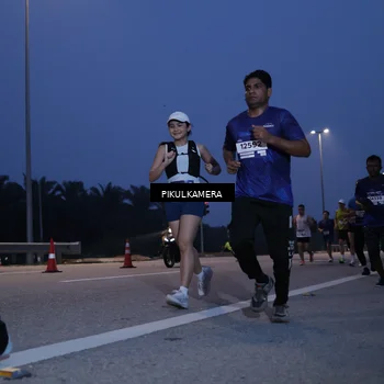 Runner Photo 7318540