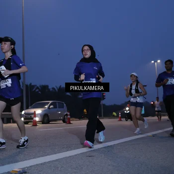 Runner Photo 7318549