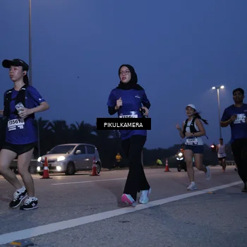 Runner Photo 7318559