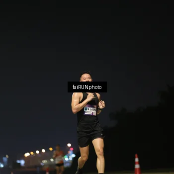 Runner Photo 7318575