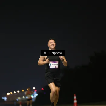 Runner Photo 7318577