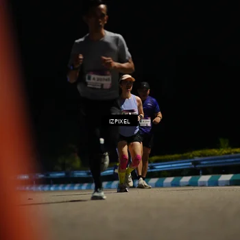 Runner Photo 7318589
