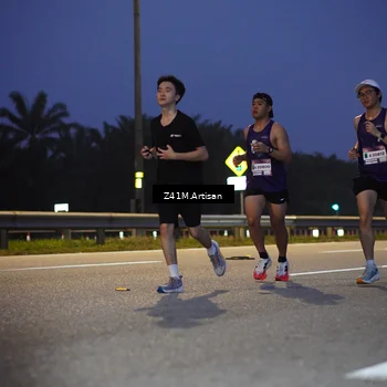 Runner Photo 7318615