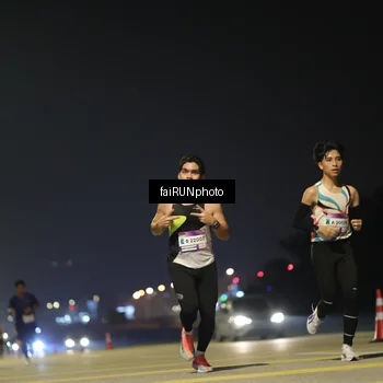 Runner Photo 7318640