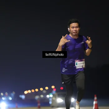 Runner Photo 7318663
