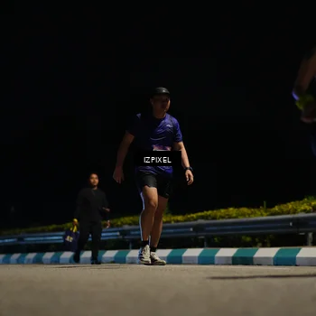 Runner Photo 7318672