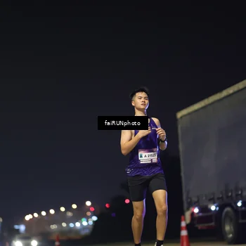 Runner Photo 7318675