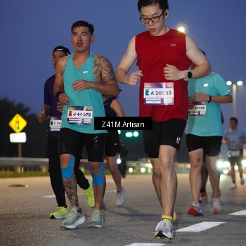 Runner Photo 7318697