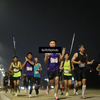 Runner Photo 7318736