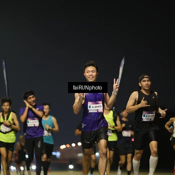 Runner Photo 7318743
