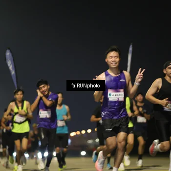 Runner Photo 7318745