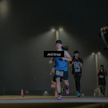 Runner Photo 7318748