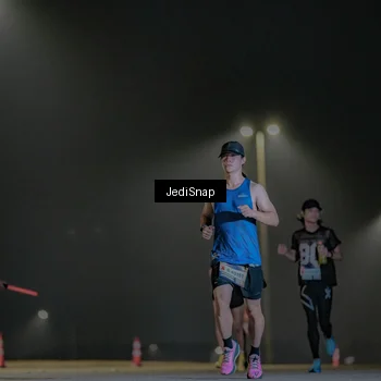 Runner Photo 7318752
