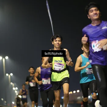Runner Photo 7318794