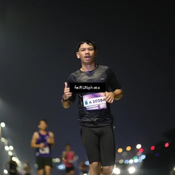 Runner Photo 7318804