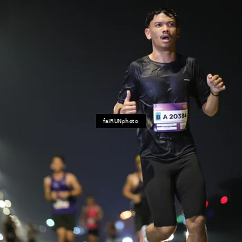 Runner Photo 7318816